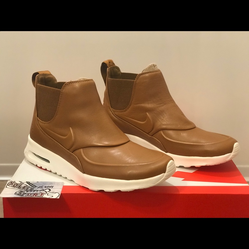NEW Nike Air Max Thea Mid Sneaker Boot Tan Leather - Picture 2 of 8